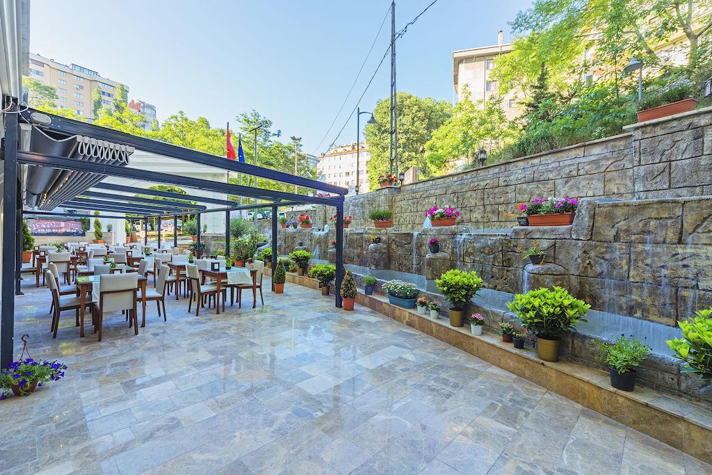 Готель Lausos Palace Sisli